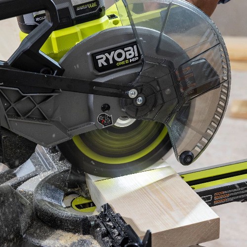 Make sure the blade is installed correctly and tightened securely
