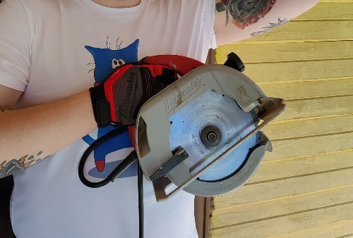 Tips to Use a Circular Saw without a Table