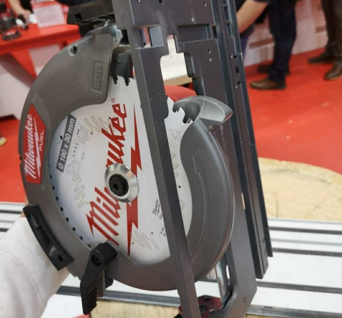 When should you not use a smaller blade on your circular saw