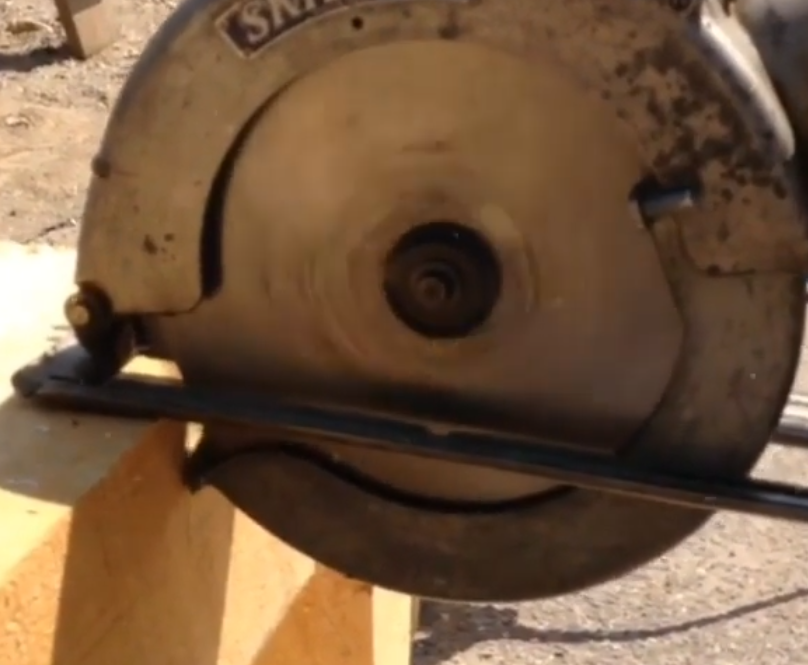 The Blade Is Binding in the Cut